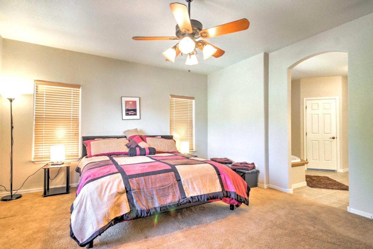 Beautiful Kanab Home With Yard - Walk To Restaurants Eksteriør bilde
