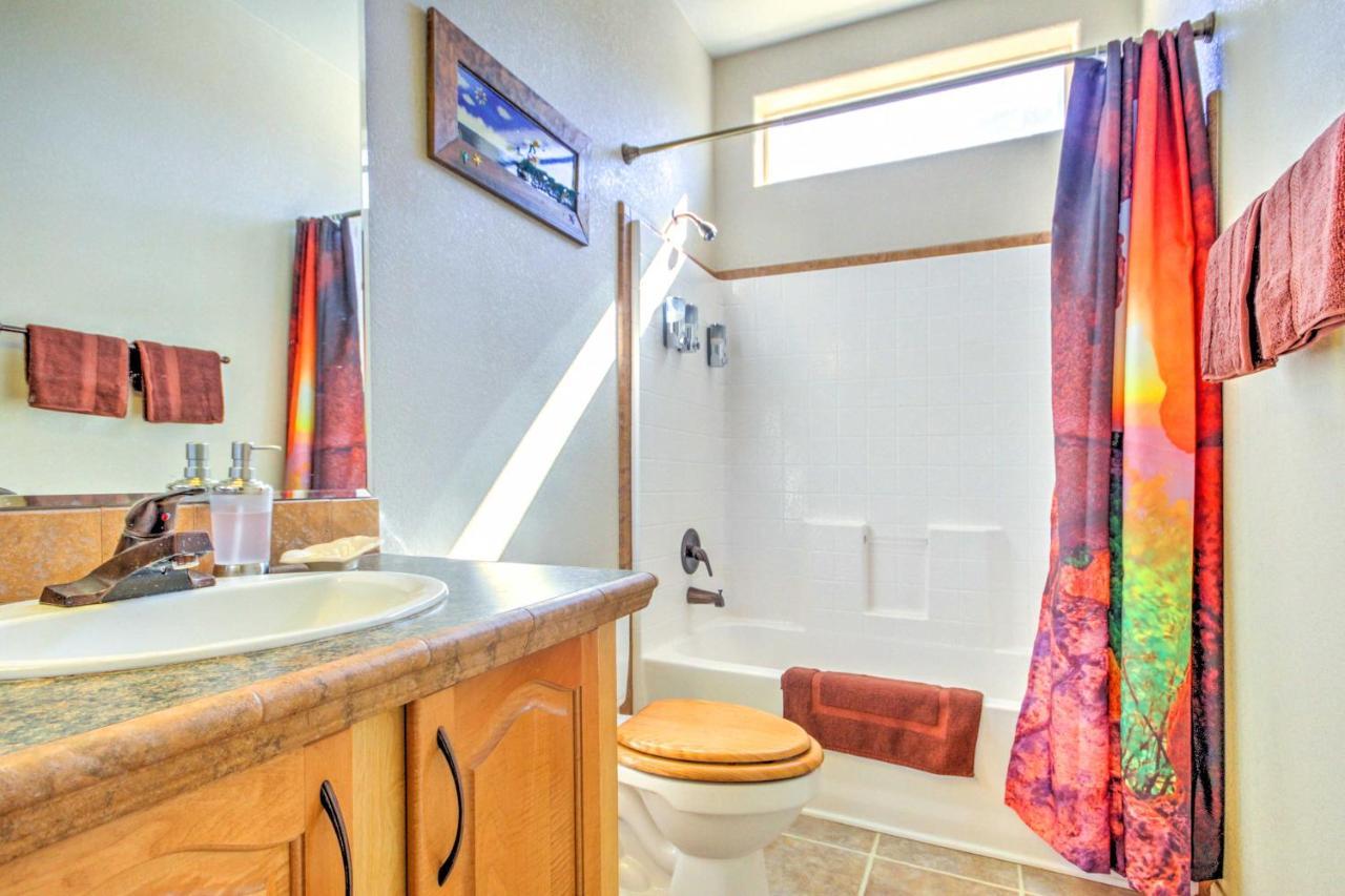 Beautiful Kanab Home With Yard - Walk To Restaurants Eksteriør bilde